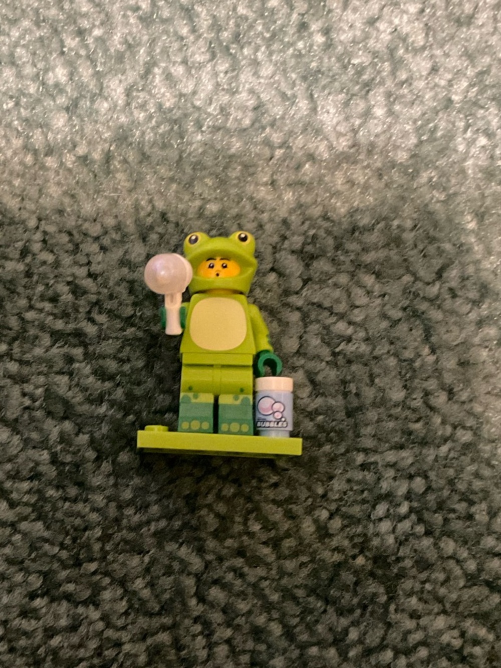 Lego mini figures series 28- Frog